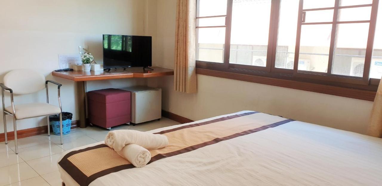 Navy Home Hotel โรงแรมเนวี่โฮม Mae Sai Ngoại thất bức ảnh